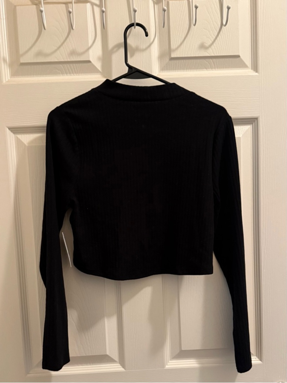 Time and Tru Black Ribbed Maternity Top - Picture 4 of 6